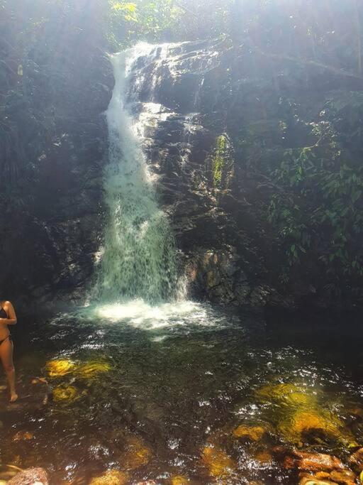 100Mts Da Praia Com Churrasqueira, Piscina E Wi-Fi カラグァタトゥバ エクステリア 写真